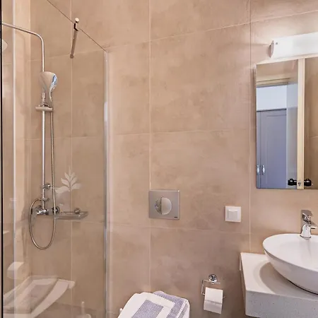 Hotel Kathrin Adelianos Kampos