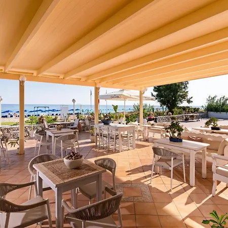 Kathrin Hotel Adelianos Kampos